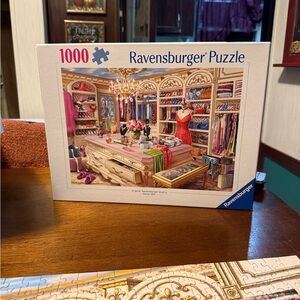 Ravensburger Covered closet
